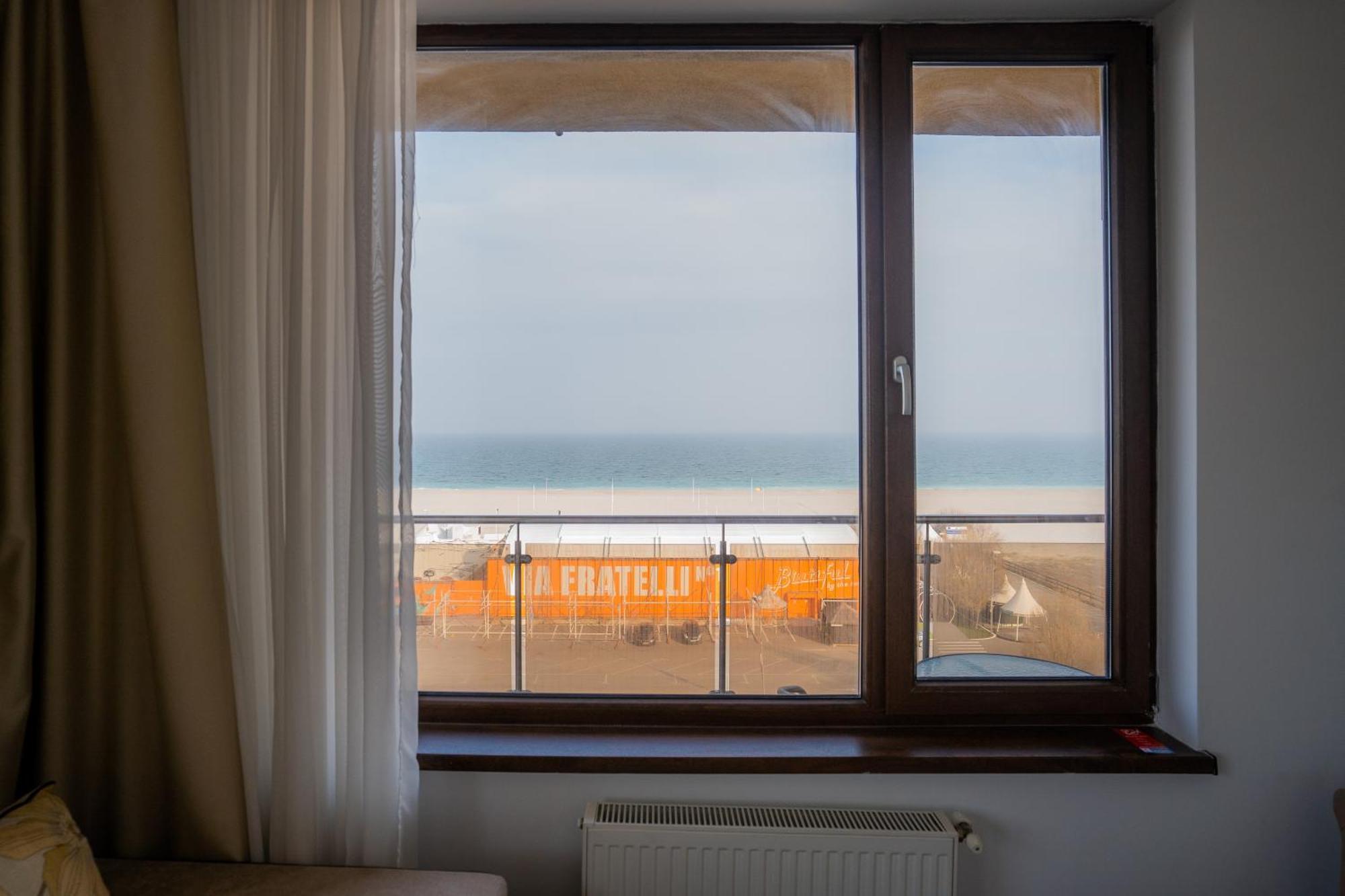 Summerland Sea-View Luxury Apartment Мамая Екстер'єр фото