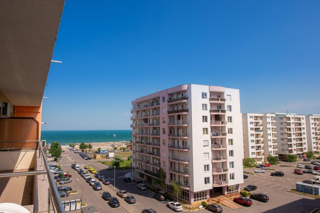 Summerland Sea-View Luxury Apartment Мамая Екстер'єр фото