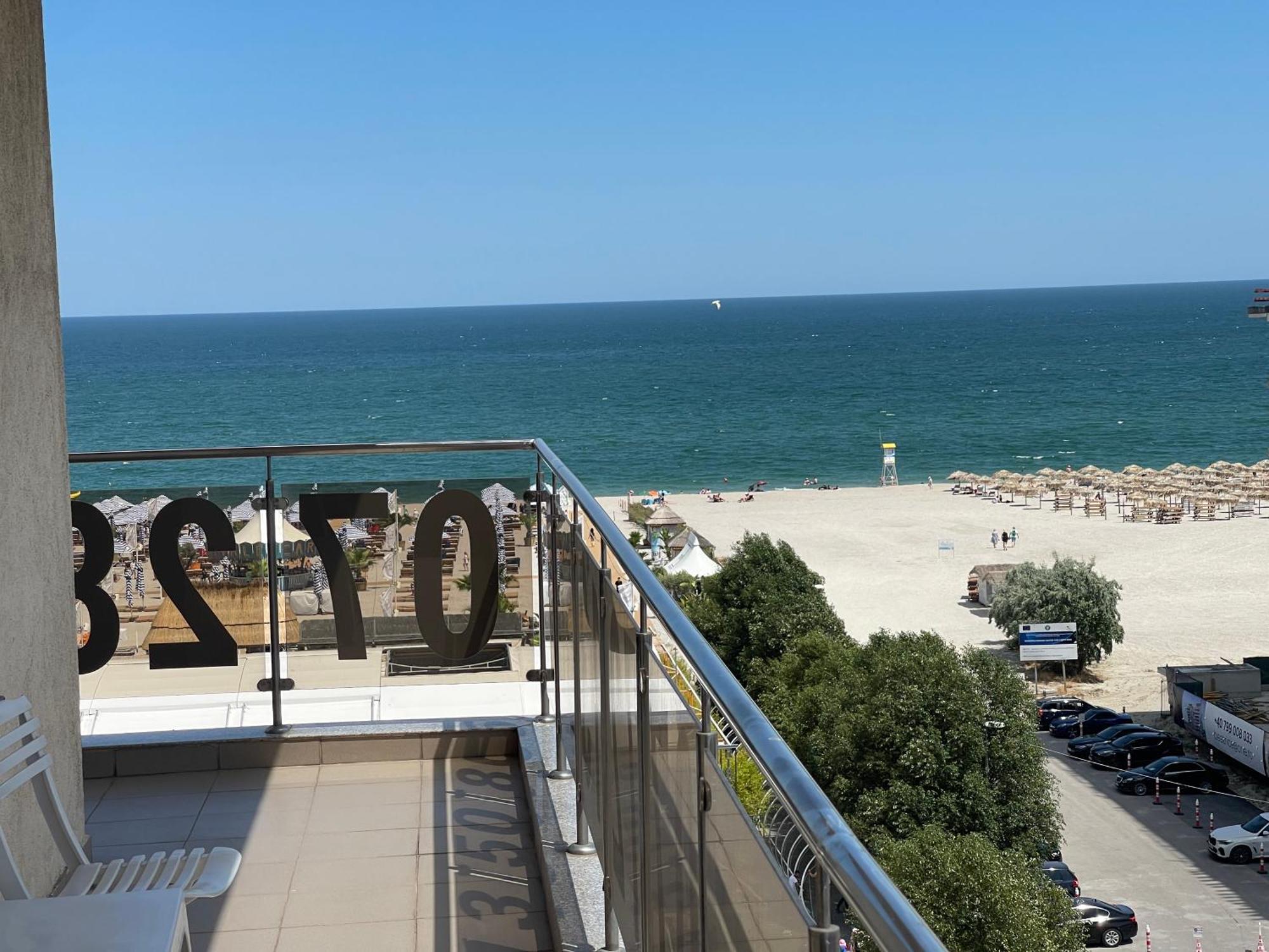 Summerland Sea-View Luxury Apartment Мамая Екстер'єр фото